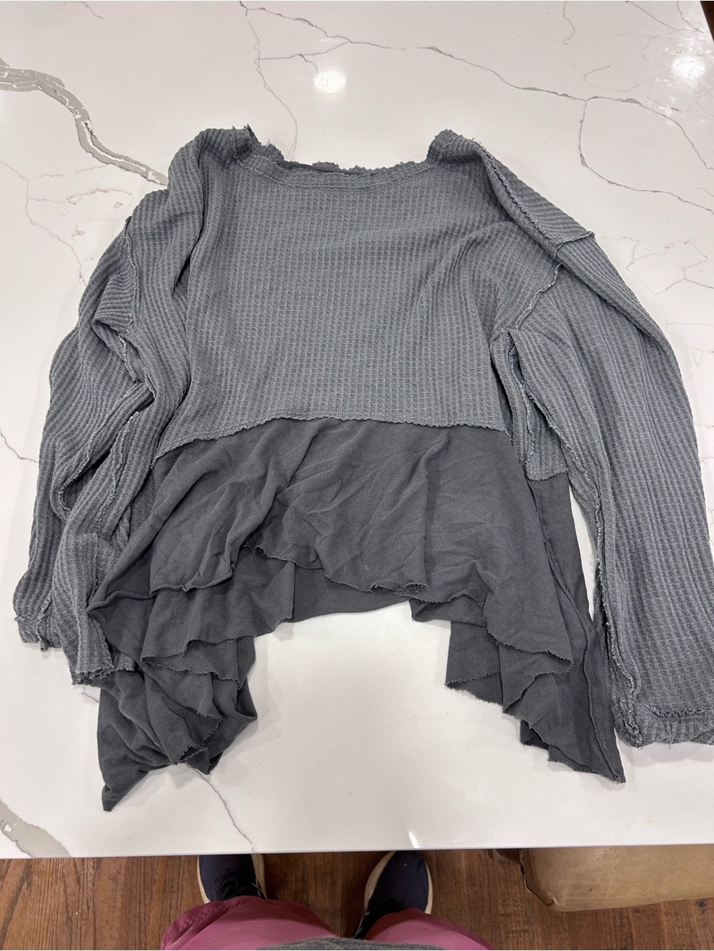 We The Free Gray Layered Ruffle-Hem Long Sleeve Top